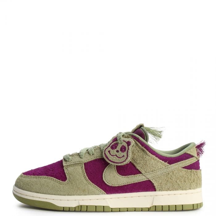 Men's Nike Dunk Low Retro SE - Green and Purple